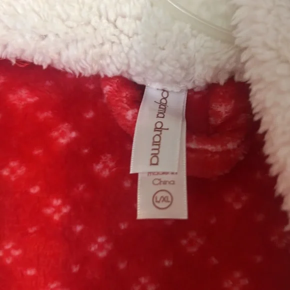 Christmas Robe - Picture 3 of 6